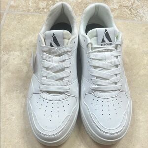 Skechers Street Los Angeles Koopa Volley Low Varsity White Athletic Shoes NIB